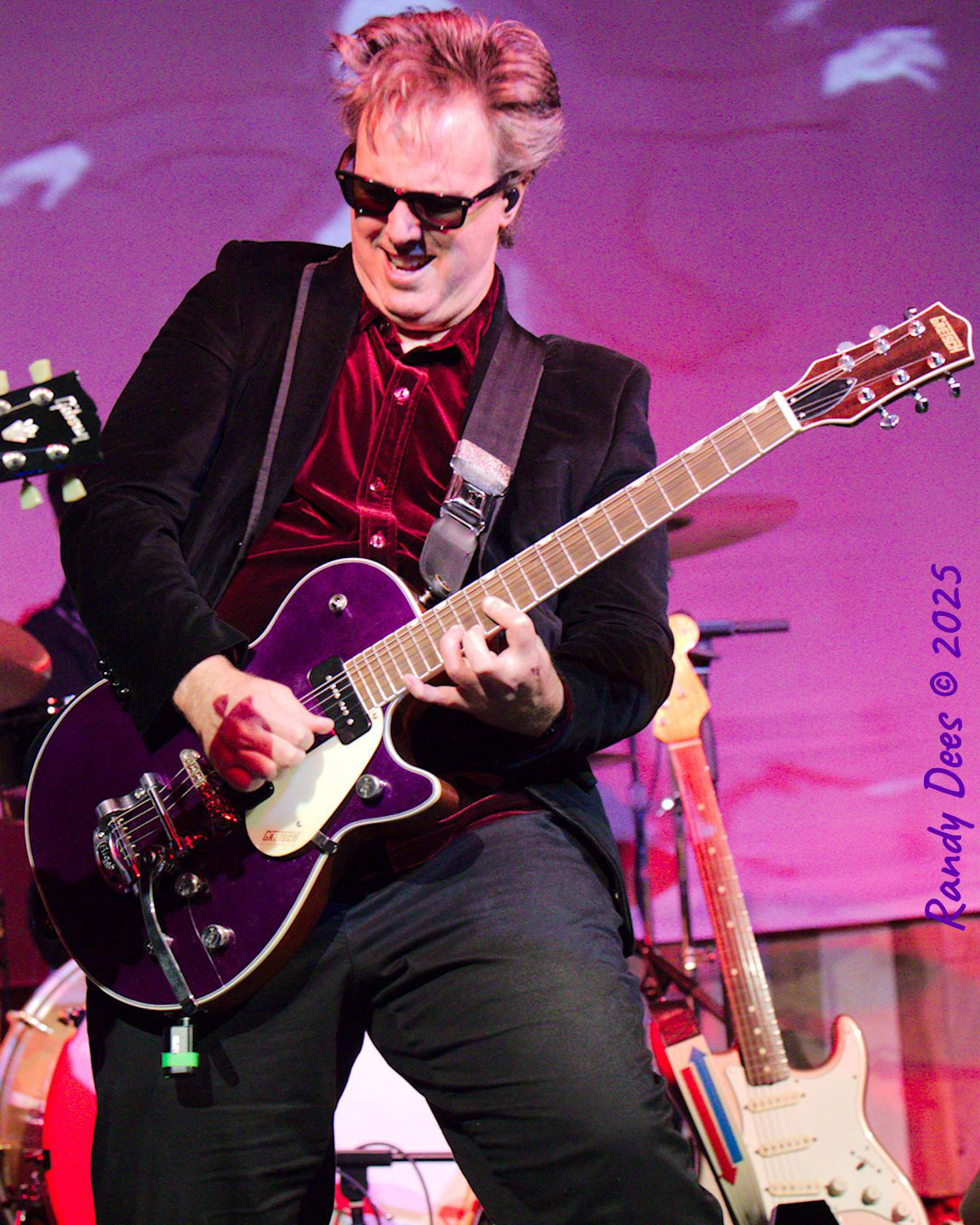 The Traveling Wilburys & Beyond