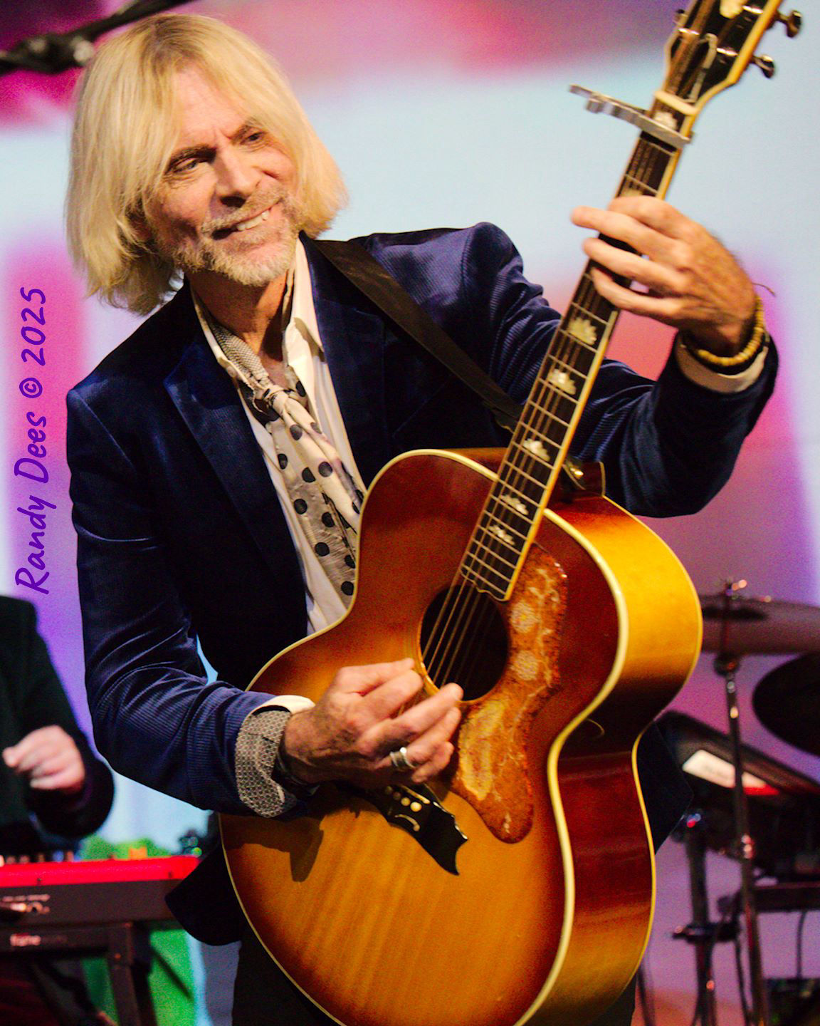 The Traveling Wilburys & Beyond