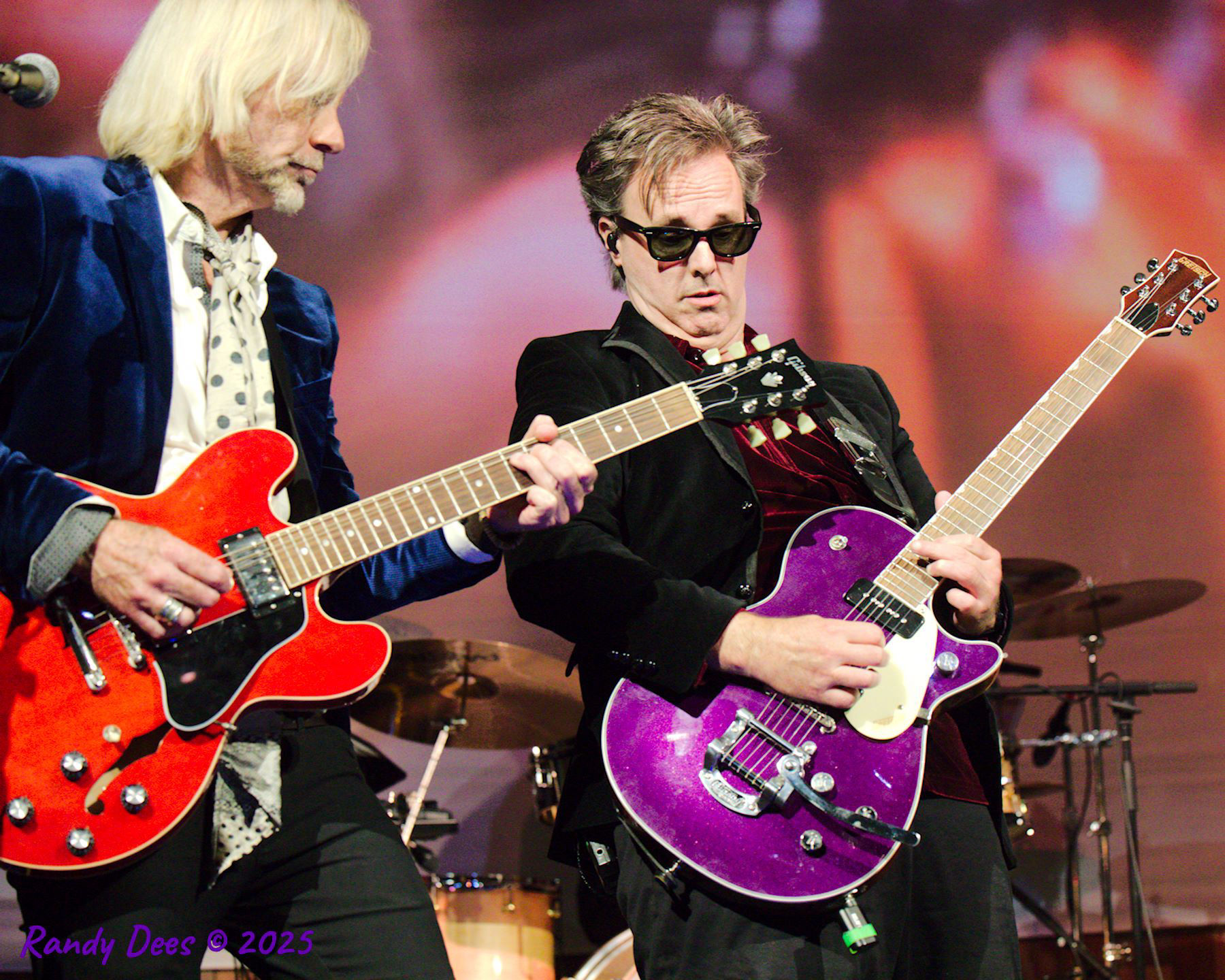 The Traveling Wilburys & Beyond